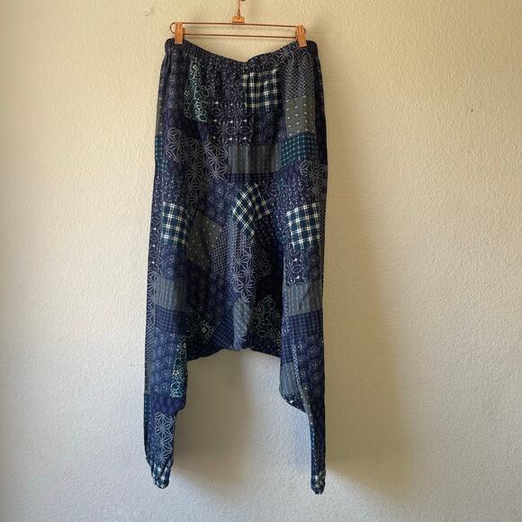 Women’s harem cropped patchwork print pants size large - Picture 3 of 7